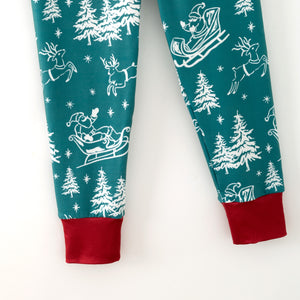 CHRISTMAS TOILE PAJAMAS - Christmas2025