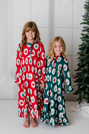 CHRISTMAS GREEN NIGHTGOWN - Christmas2025