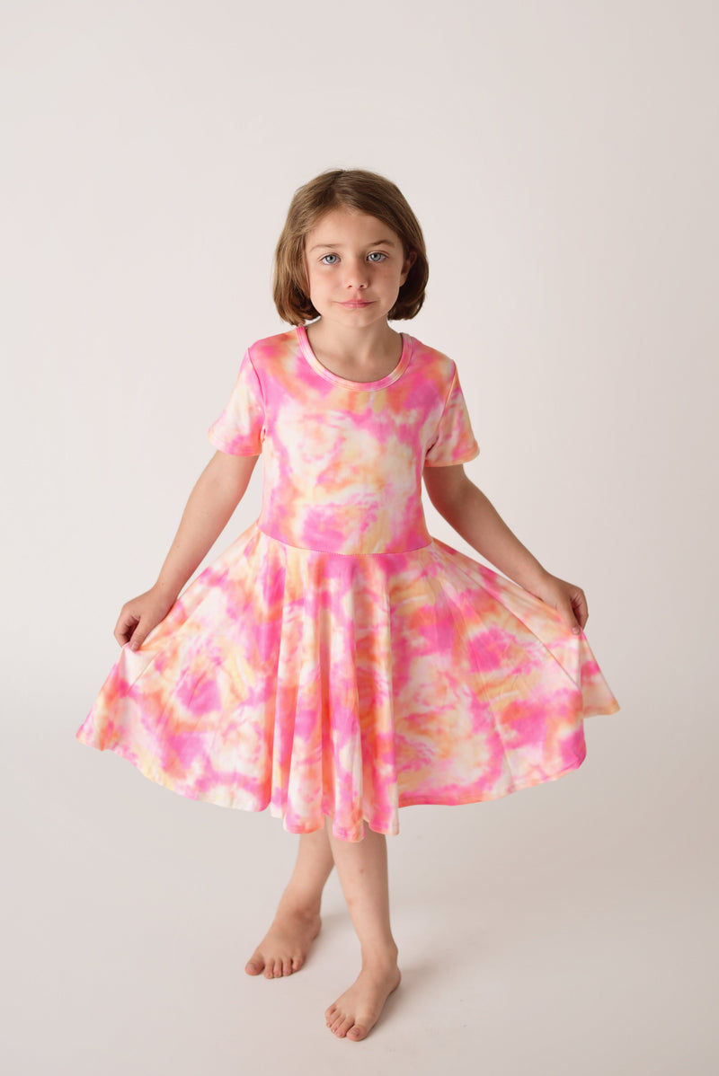 AMELIA TYE DYE TWIRL DRESS – Hunny Bee Kids – New York (NY), USA